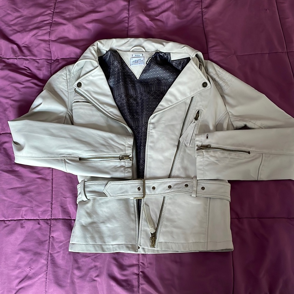 Stylish and comfortable faux leather jacket.
